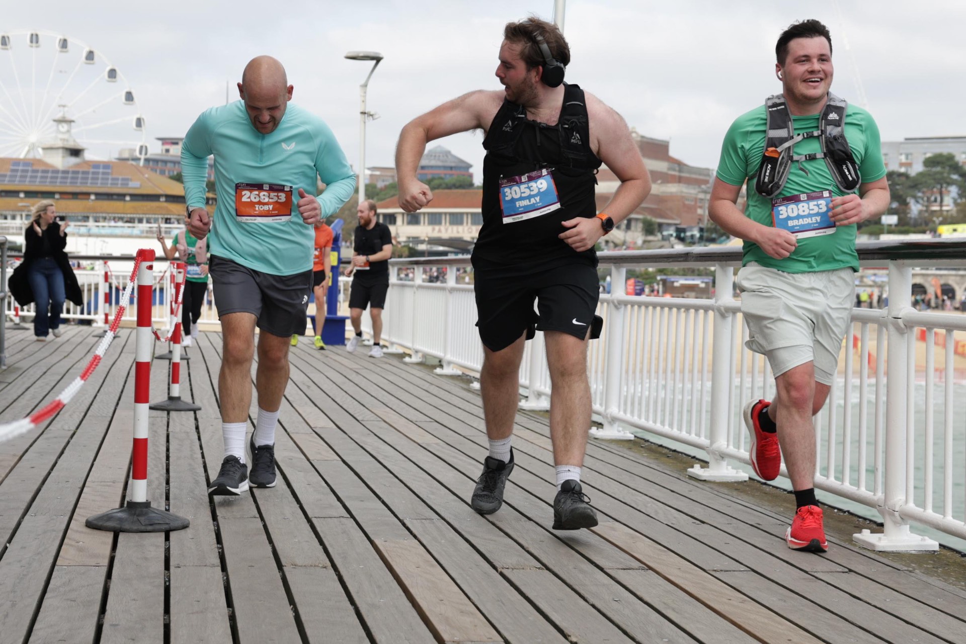 Low-carb mentor Toby Hoare celebrating closing in on the Bournemouth Half Marathon Finish
